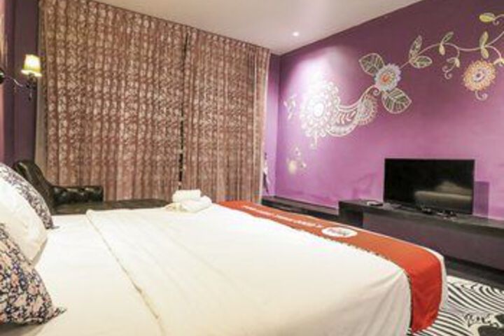 Room 80 of 138