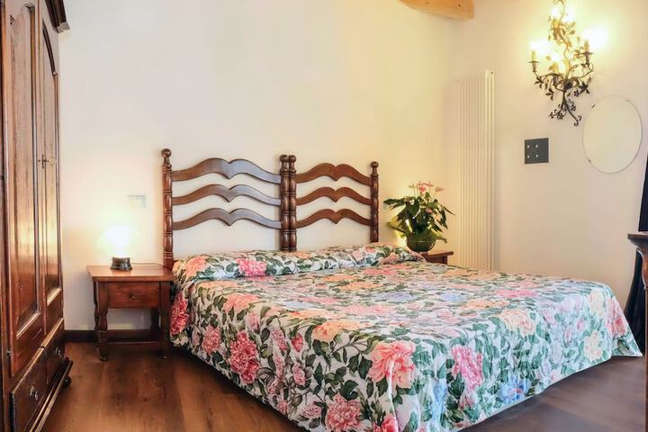 Room 15 of 82