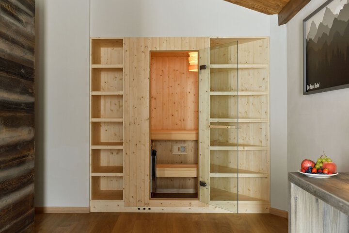 Room 15 of 68
