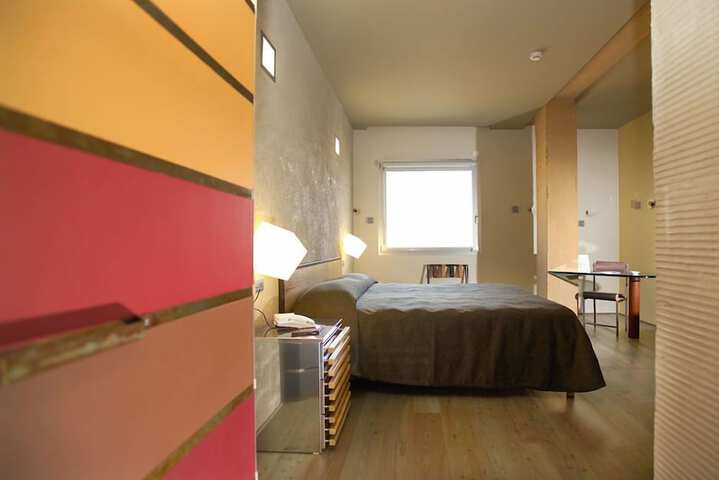 Room 8 of 58