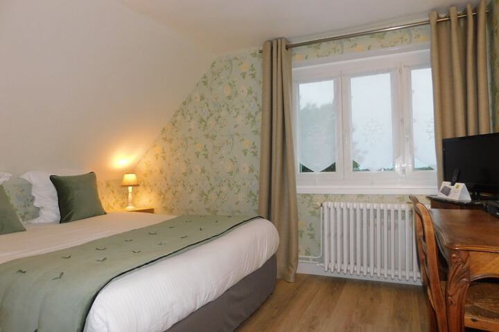 Room 20 of 48