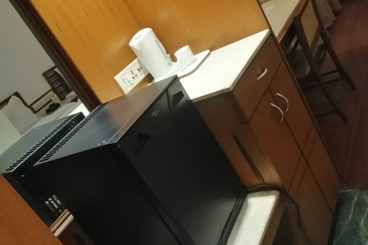 Room 112 of 181