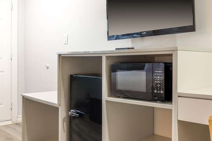 Room 19 of 61