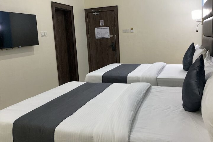 Room 15 of 23
