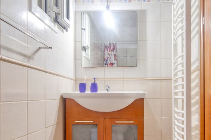 Room 10 of 21
