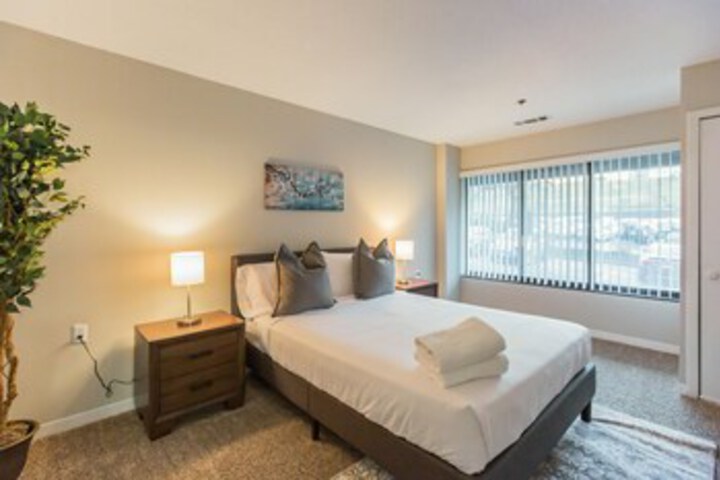 Room 298 of 307
