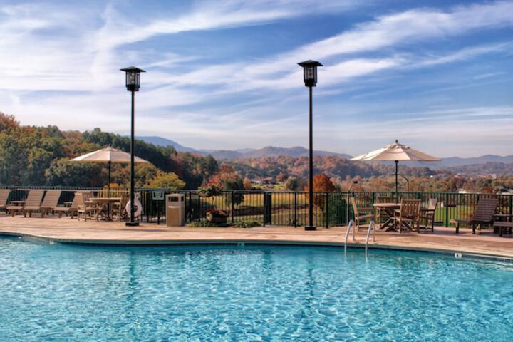 Pool 13 of 45