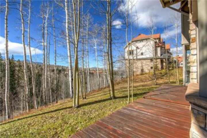Property Grounds 18 of 27