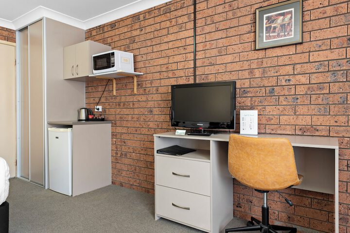 Room 10 of 88