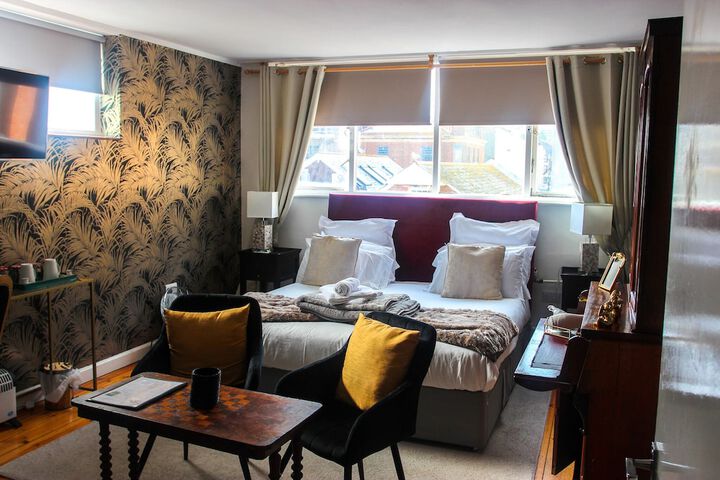 Room 19 of 46