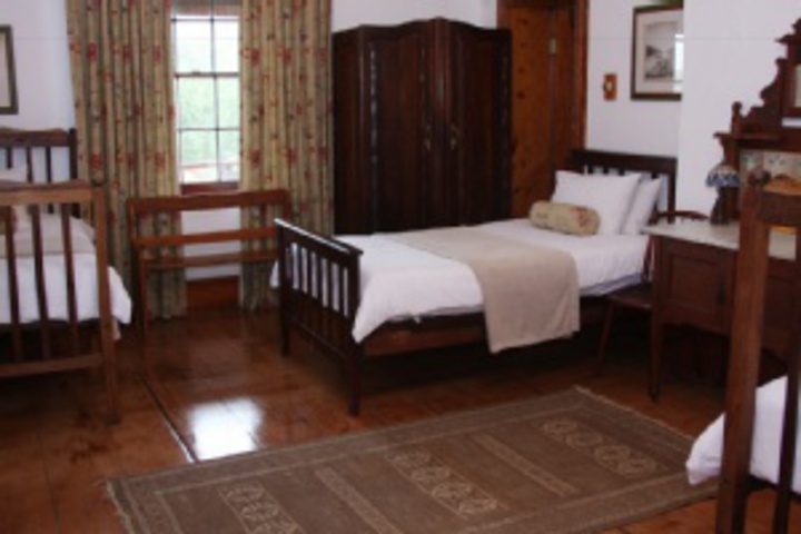 Room 200 of 276