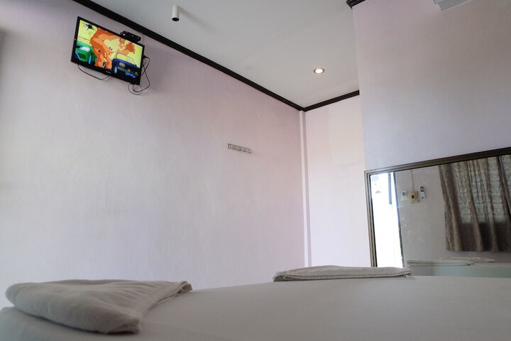 Room 9 of 55