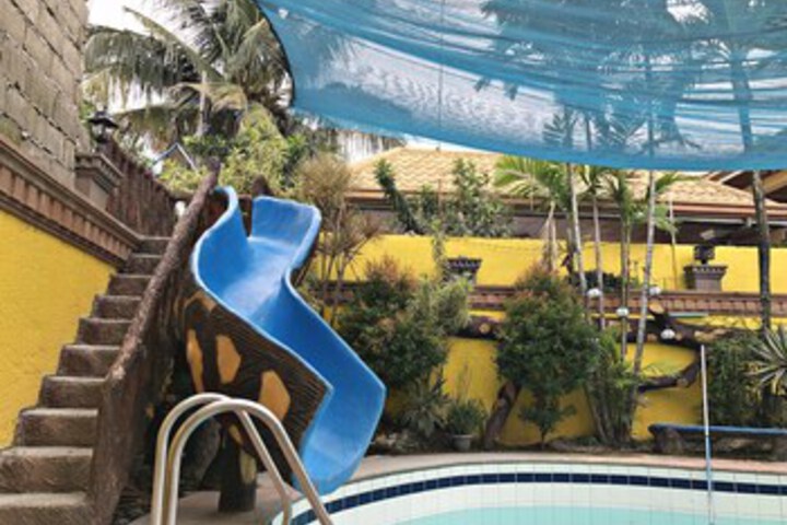 Pool 20 of 20