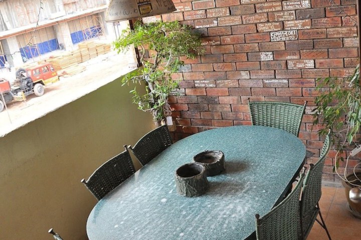 Terrace/Patio 30 of 32