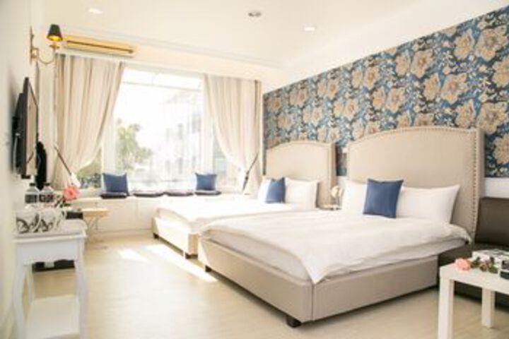 Room 119 of 141