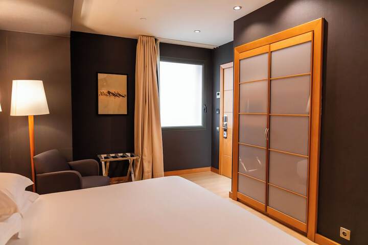 Room 31 of 140