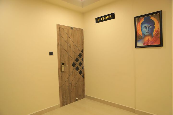 Hotel Interior 7 of 114