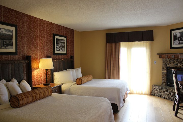 Room 4 of 42