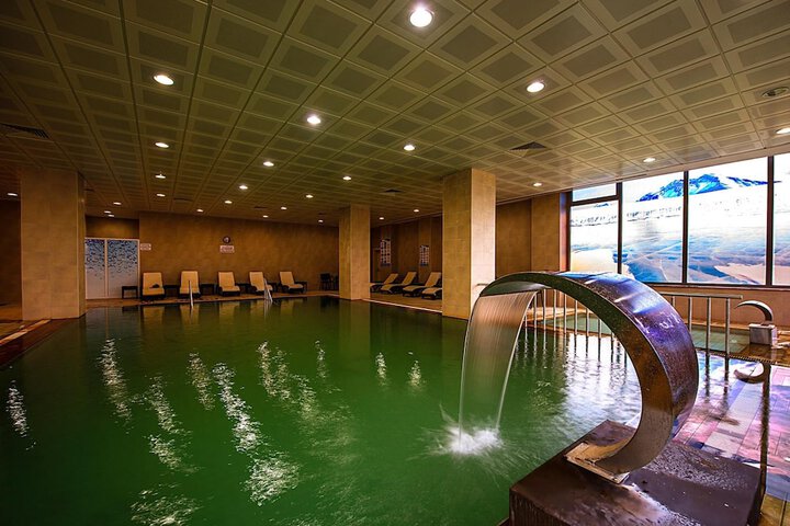 Pool 16 of 47