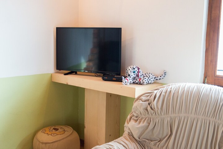 Room 13 of 17