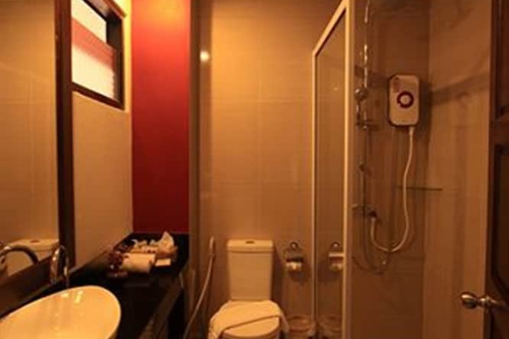 Room 28 of 45