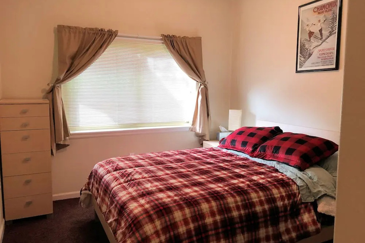 Room 6 of 22