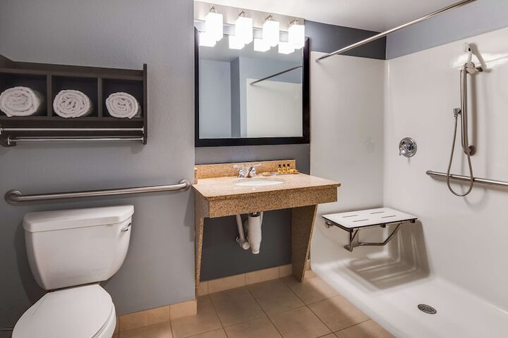 Clean Restrooms