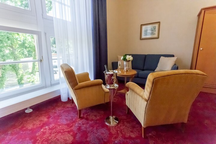 Room 43 of 115