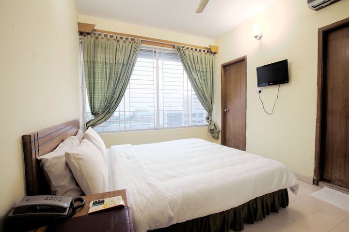 Room 7 of 24