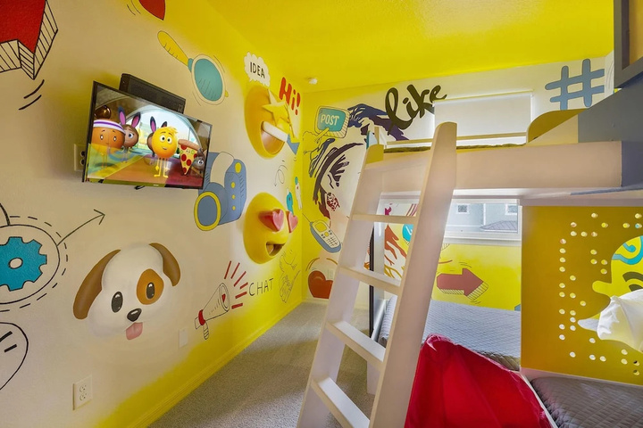 Room 14 of 27