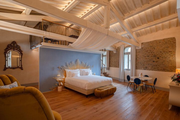 Room 20 of 145