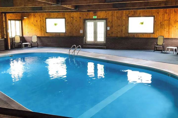 Pool 72 of 107