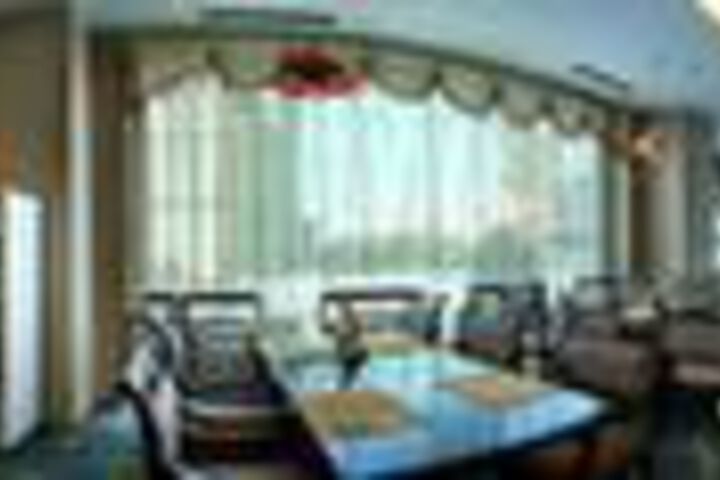 Dining 125 of 134