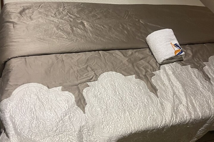 Room 5 of 25