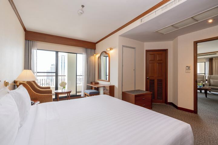 Room 16 of 58