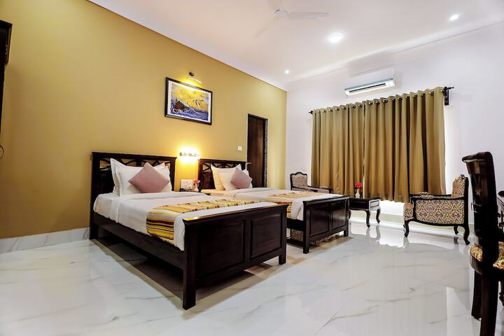 Room 12 of 54