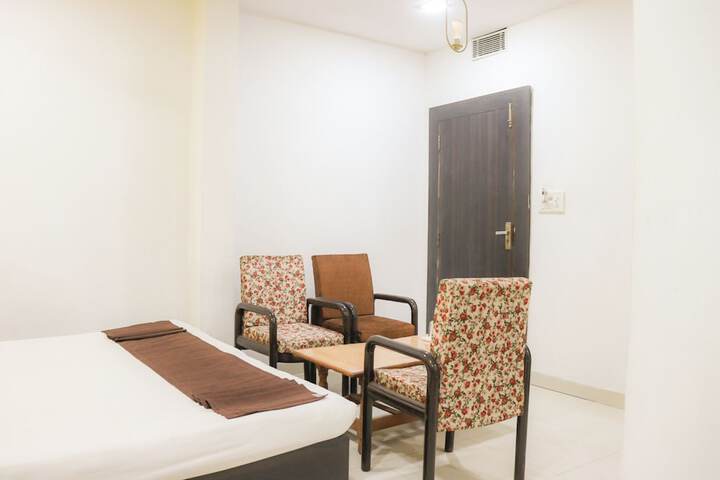 Room 43 of 82