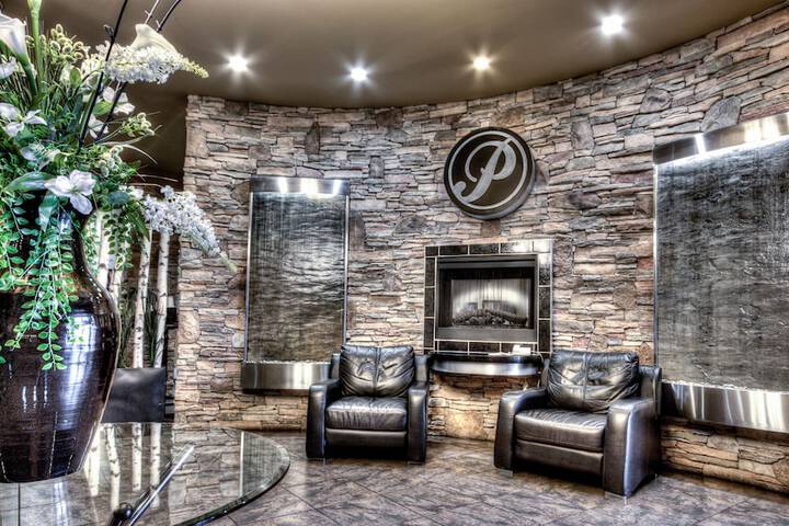 Hotel Interior 3 of 38