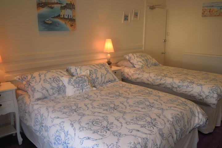 Room 3 of 4