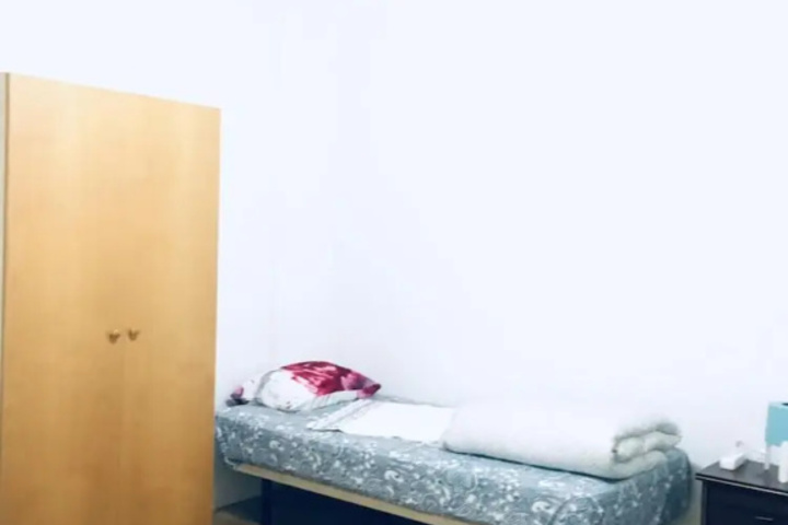 Room 13 of 28