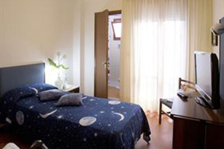 Room 18 of 29