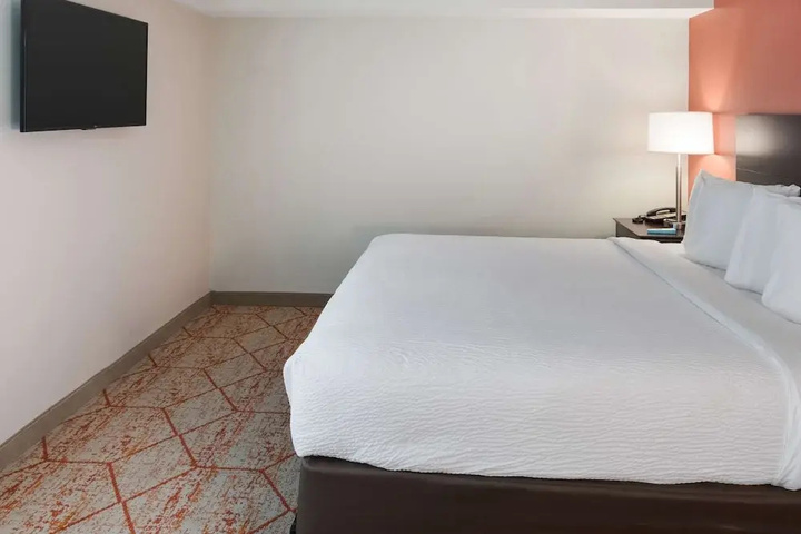Room 4 of 21