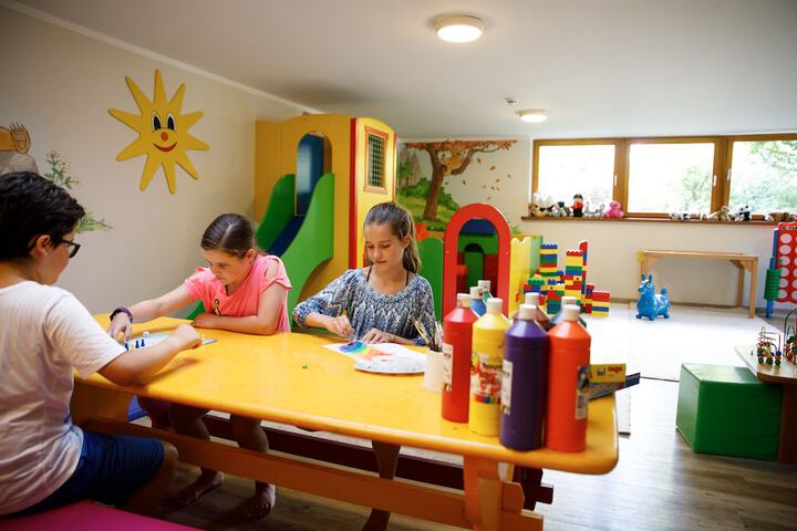 Childrens Activities 68 of 94