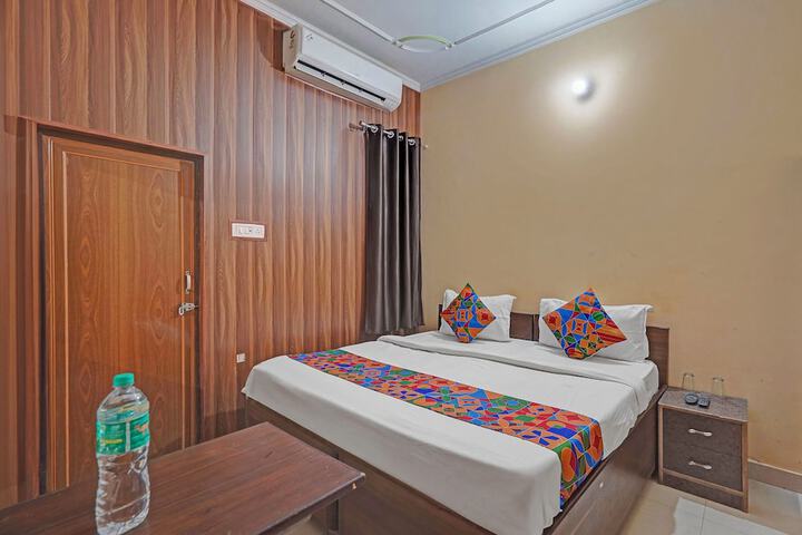 Room 17 of 26