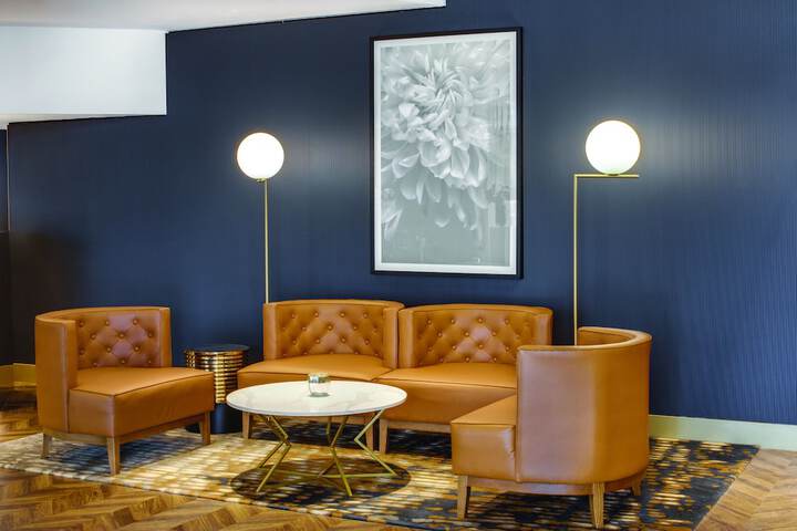 Hotel Interior 4 of 54
