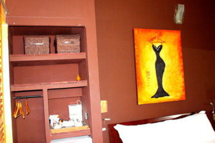 Lounge 170 of 191