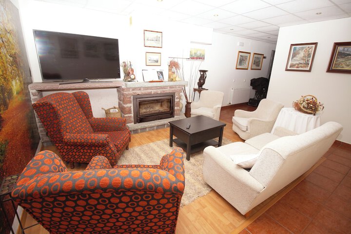 Room 17 of 18