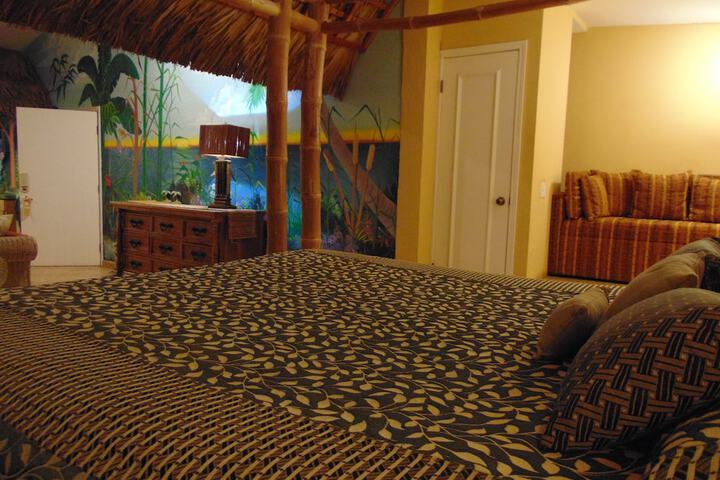 Room 15 of 413