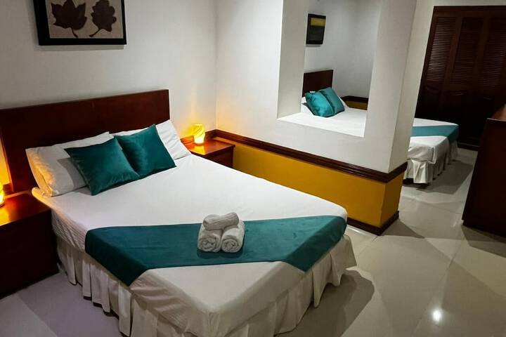 Room 4 of 76