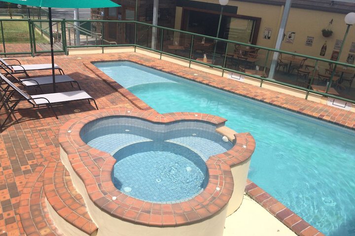 Pool Hotel